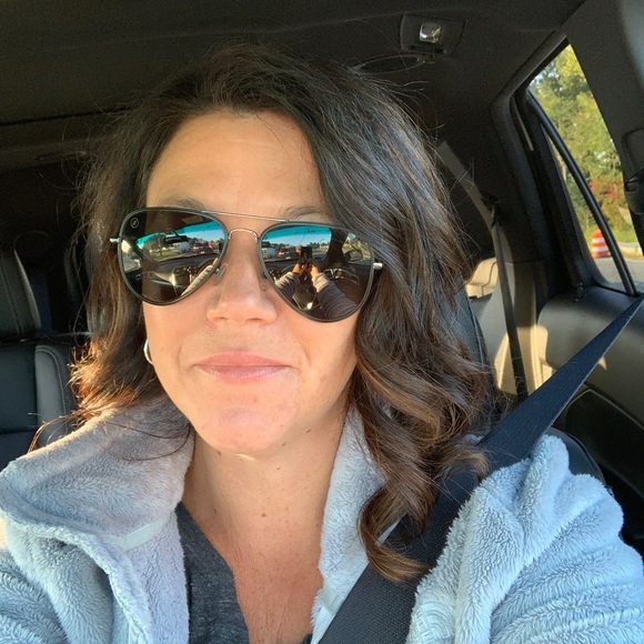 Meet your Posher, Roxanne - Picture 1 of 1